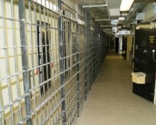 Поліцейський-самогубець просив спалити його тіло під циганську музику