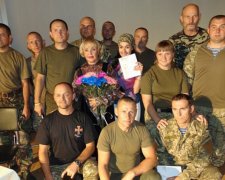 Десантників у зоні АТО відвідала  Ада Роговцева (фото)