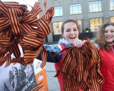 На окупованому Донбасі до 9 травня "омолоджують" ветеранів: фото