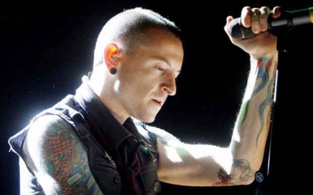 Приватна церемонія: де поховали фронтмена Linkin Park 