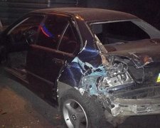 У центрі Харкова п'яний гонщик протаранив чотири авто (фото)