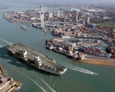 Королеву Єлизавету
спустили на воду