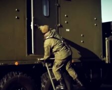 Военные, фото: скриншот из видео