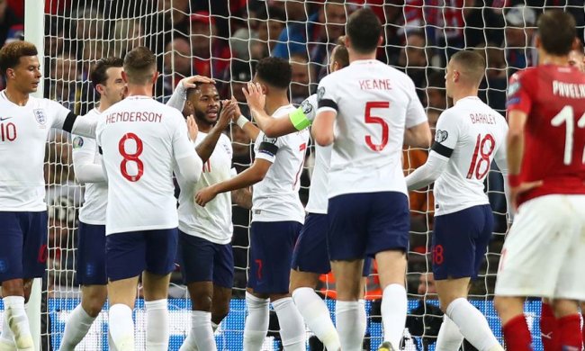 Англичане поиздевались над чехами: доказали, что они - родоначальники футбола