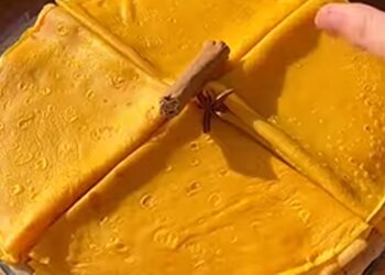 Тыквенные блины, скриншот из видео