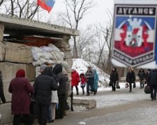 Політична еліта наживається на торгівлі з бойовиками