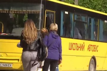 Українці на вулиці, скріншот: Youtube