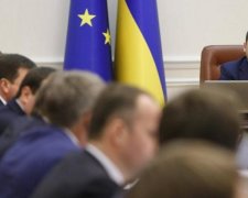 В Кабмине решили избавиться от скандального министра