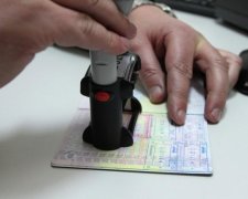 Набуло чинності рішення Лукашенко про масове скасування віз