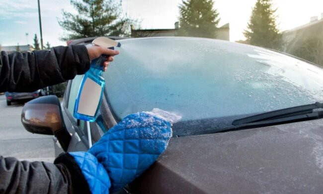 Чистка лобового стекла, скриншот: YouTube