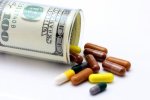 За дешевими ліками українці мусять їхати за кордон