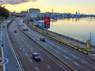 Набережное шоссе, Киев, авто, фото из соцсетей