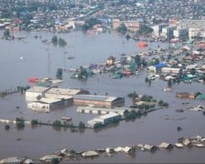 Цілий регіон йде під воду: стихія спровокувала страшне, тисячі людей терміново евакуюють