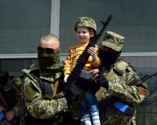 Діти в "ДНР" з 1 року вважаються дорослими: сувора реальність "путінського раю"