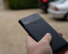 Pixel 2 XL: Google визнала велику помилку