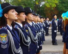 Молоді поліцейські закінчать виші достроково