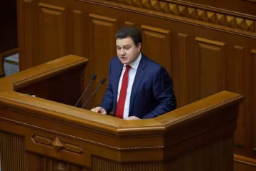 Виктор Бондарь