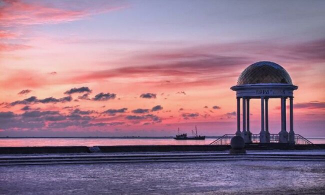 Відпочинок на морі влітку 2017: Бердянськ