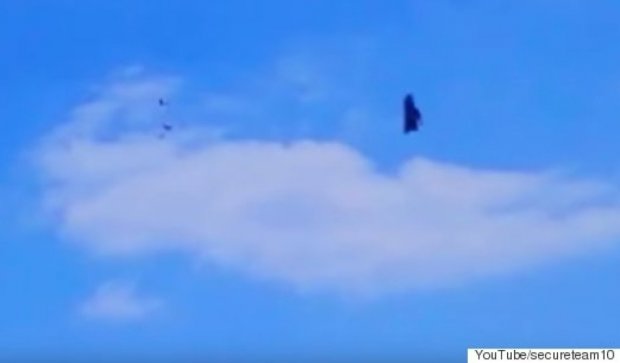 У небі над Флоридою помітили НЛО (відео)