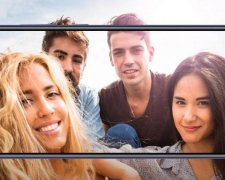 З'явились нові фото клону "яблучного" флагману від Nokia