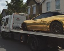 Все равны: британские копы эвакуировали золотой Maserati