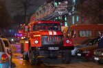 Київ у вогні: потужне полум'я охопило два будинки зі сплячими людьми, вижили не всі