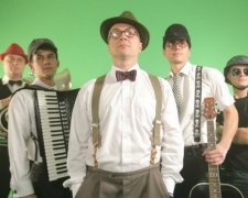 "Потролив": Мухарський випустив кліп про "ватніцу"