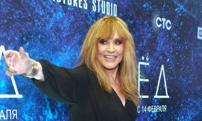 Дружина Галкіна Пугачова показала обличчя зблизька, копія Орбакайте: "Скоро в кінотеатрах..."