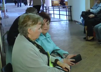 Пенсіонери. Фото: скрін youtube