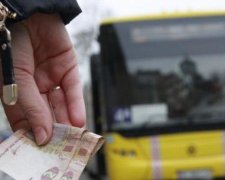 Сотни харьковчан вышли на "Марш гнева" против подорожания проезда