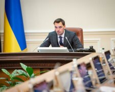 Гончарук написав заяву про відставку, Зеленський відреагував миттєво