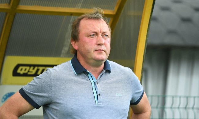 Украинский тренер пообещал штрафовать футболистов за сопли: не дай бог