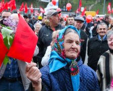 Украинцев хотят лишить "лишних" выходных