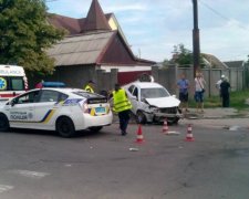 Згоріли живцем: пекельна ДТП в Києві погубила молоду сім'ю