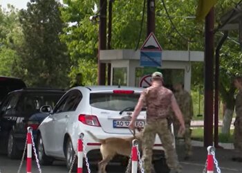 Перетин кордону, скріншот з відео