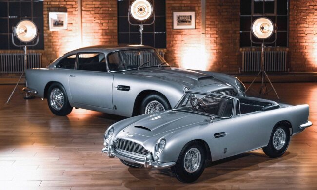 Aston Martin DB5, catscoops