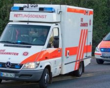 Весільна процесія ледь не коштувала нареченому життя