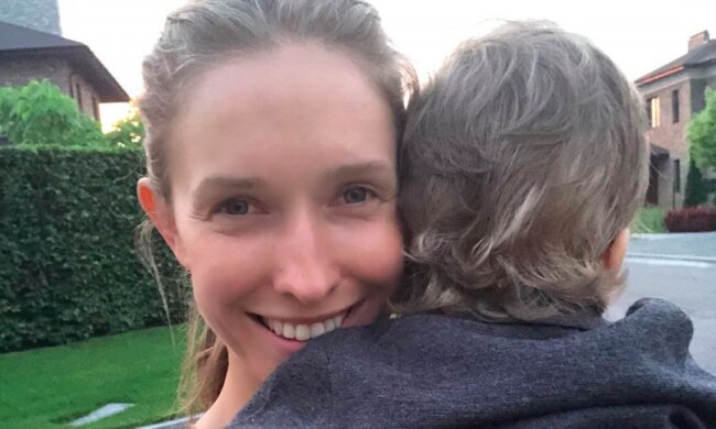 Осадчая с маленьким сыном показали лучшие лекарства от хандры: "Много радости не бывает"