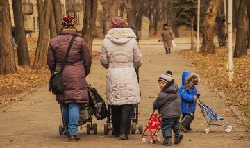 Прогулянка з дітьми