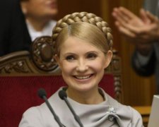 Тимошенко взяла "новый курс" на аппетитные женские формы: фото 