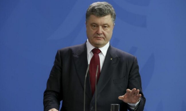 Наступного року зможемо забезпечити економічне зростання - Порошенко