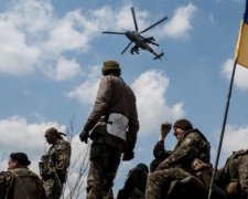 Доба в АТО: десятки обстрілів та поранені бійці