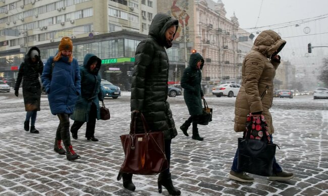 Бабине літо скоро закінчиться: синоптики назвали точну дату, коли діставати шуби
