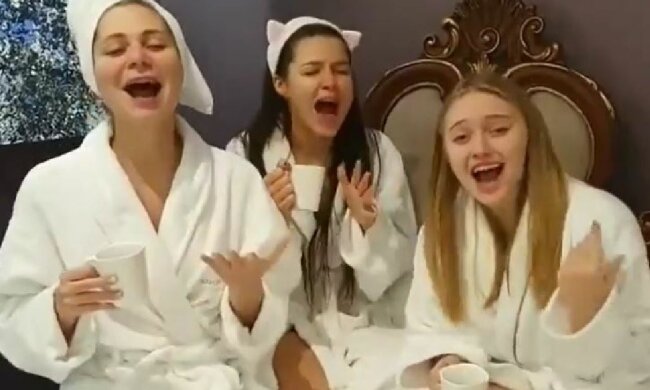 Девочки из "Холостяка", скриншот: Instagram