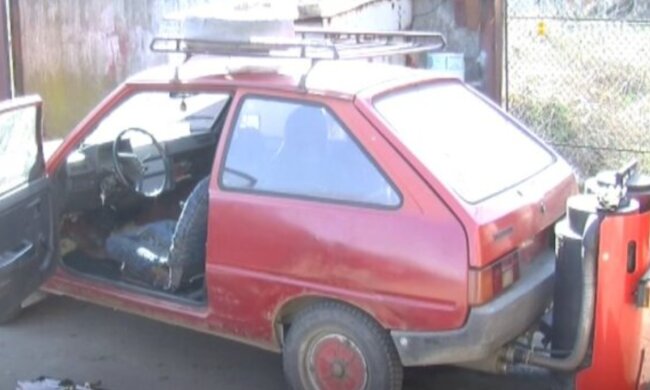 "Таврия" на дровах, скриншот: YouTube