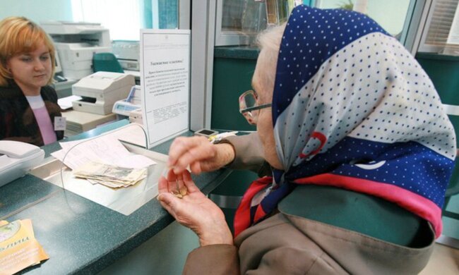 Пенсионерка на кассе