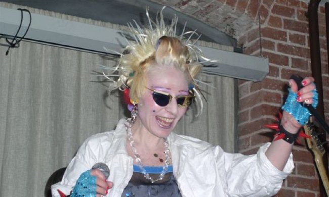 Жанна Агузарова кардинально змінила імідж: як зараз виглядає радянська Леді Гага