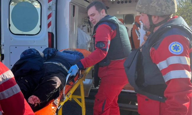 Наслідки атаки по Нікополю. Фото: Микола Лукашук