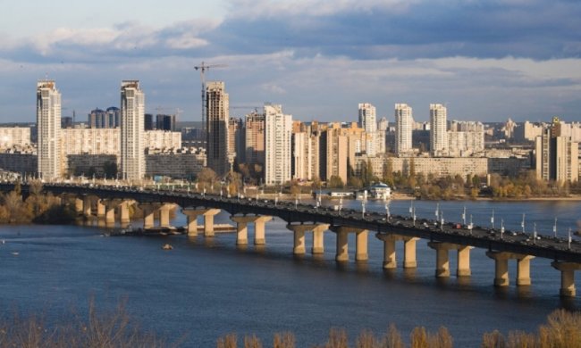Столичные мосты взяли под усиленную охрану