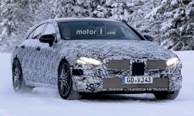 У мережу злили знімки оновленого Mercedes CLS